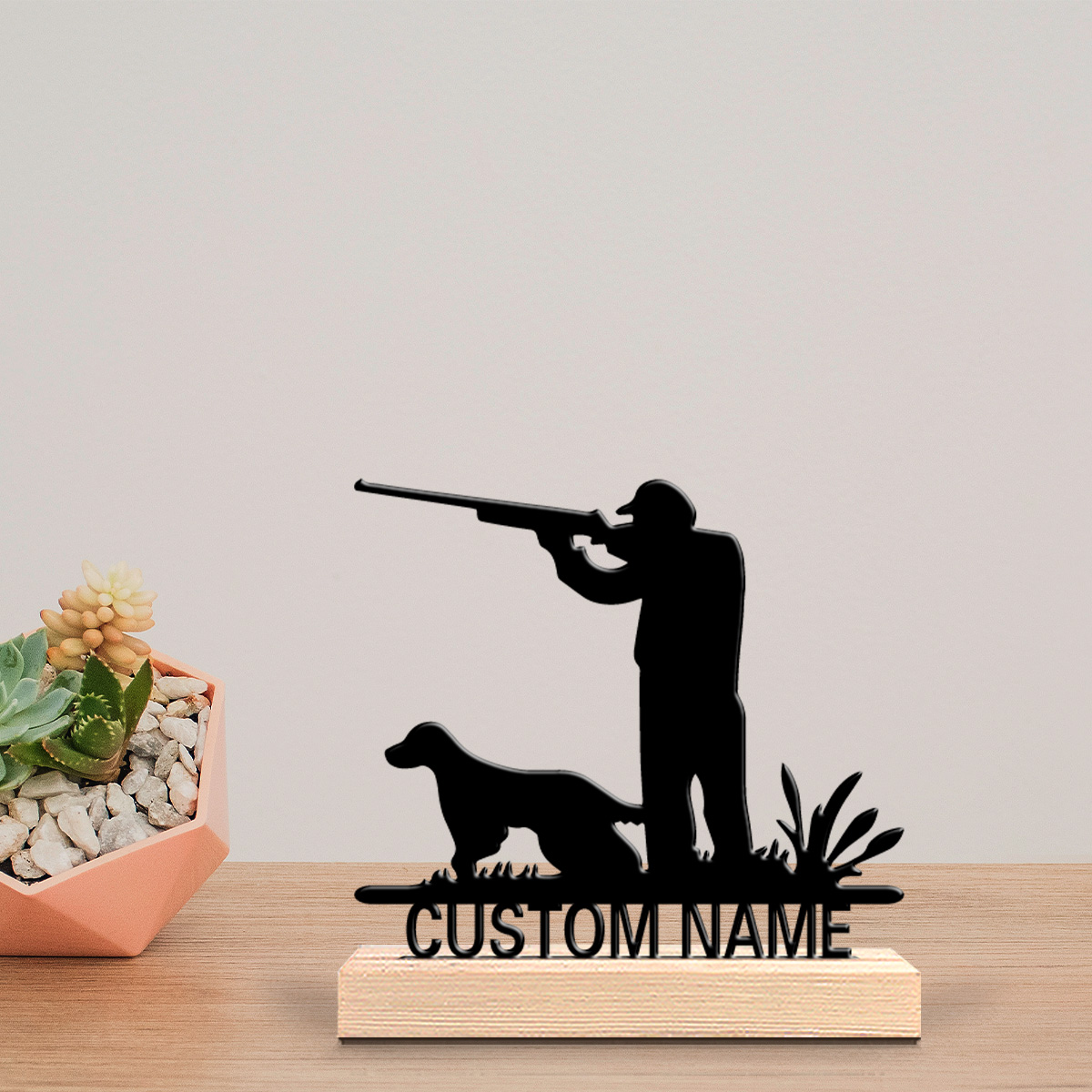 Hunting Outdoor Day - 1個入り ファッションパーソナライズカスタムハンターと狩猟犬の金属製像 木製ベース付き卓上装飾 屋外狩猟テーマ